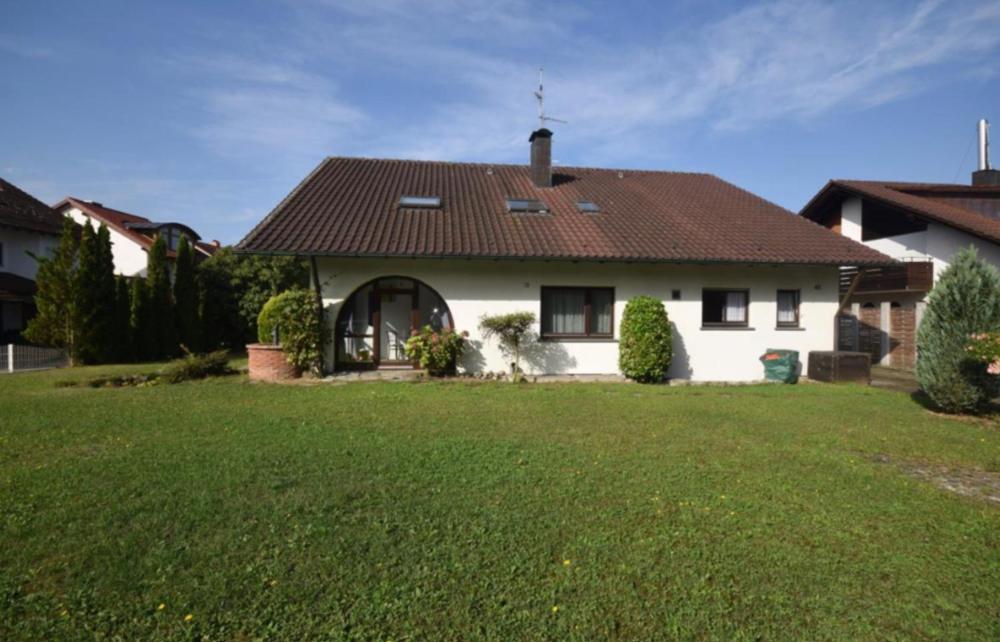 Grosszugige Wohnung In Messenahe, Feenzian Ug Friedrichshafen Luaran gambar